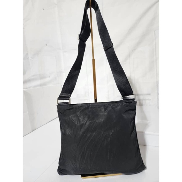 Authentic Prada Vintage Nylon Tessuto Triangle Logo Plate Shoulder/Crossbody Bag - Picture 14 of 15